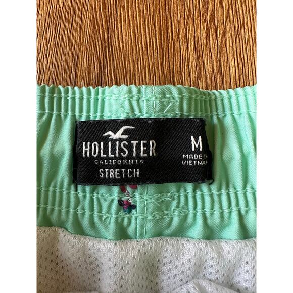 Hollister Men's Teal Blue Flamingo Swim Shorts Size Medium - Picture 2 of 5